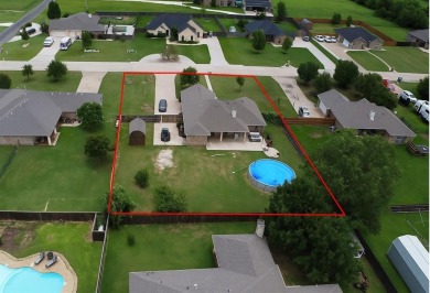 Beautiful custom 4BD 2BA home located just a golf cart ride away on Gatesville Country Club in Texas - for sale on GolfHomes.com, golf home, golf lot