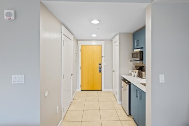 This 1st floor studio is beautifully updated and offers the on Sandestin Golf and Beach Resort - Raven in Florida - for sale on GolfHomes.com, golf home, golf lot