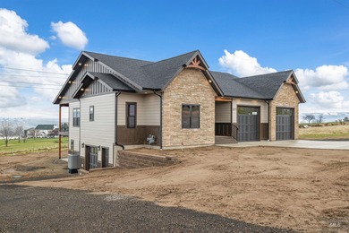 Brand new construction on Quail Ridge Golf Course in Clarkston on Quail Ridge Golf Course in Washington - for sale on GolfHomes.com, golf home, golf lot