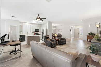 Welcome to this move in ready beautifully updated 2 bedroom , 2 on Desert Willow Golf Course in Nevada - for sale on GolfHomes.com, golf home, golf lot