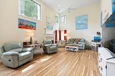 MUST SEE - 2 bedroom, 2.5 bath home located in the desirable on North Shore Country Club in North Carolina - for sale on GolfHomes.com, golf home, golf lot