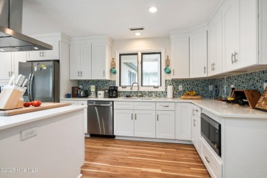 MUST SEE - 2 bedroom, 2.5 bath home located in the desirable on North Shore Country Club in North Carolina - for sale on GolfHomes.com, golf home, golf lot