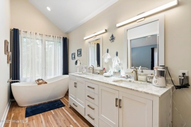 MUST SEE - 2 bedroom, 2.5 bath home located in the desirable on North Shore Country Club in North Carolina - for sale on GolfHomes.com, golf home, golf lot