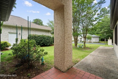 MUST SEE - 2 bedroom, 2.5 bath home located in the desirable on North Shore Country Club in North Carolina - for sale on GolfHomes.com, golf home, golf lot