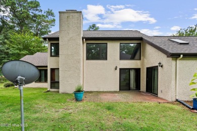 MUST SEE - 2 bedroom, 2.5 bath home located in the desirable on North Shore Country Club in North Carolina - for sale on GolfHomes.com, golf home, golf lot