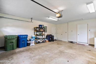 MUST SEE - 2 bedroom, 2.5 bath home located in the desirable on North Shore Country Club in North Carolina - for sale on GolfHomes.com, golf home, golf lot