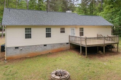 Welcome to 191 Bob O Link Drive - a beautifully maintained on Turtle Cove Golf Course in Georgia - for sale on GolfHomes.com, golf home, golf lot