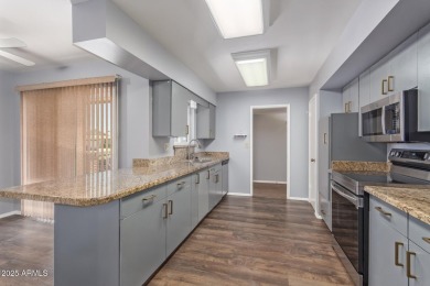 Check out this charming 2-bedroom Gemini home in the active on Sun City Country Club in Arizona - for sale on GolfHomes.com, golf home, golf lot