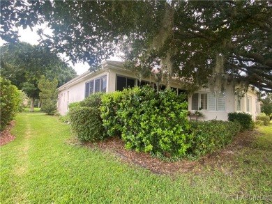 Welcome to your dream home in one of Summerfield's most on Stonecrest Golf and Club Club in Florida - for sale on GolfHomes.com, golf home, golf lot