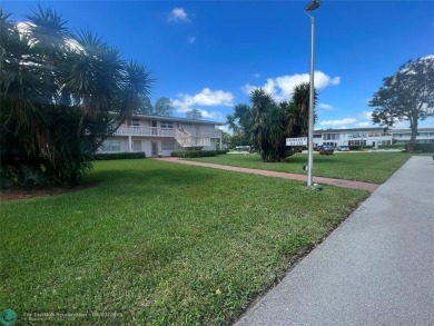 GREAT ***INVESTMENT PROPERTY***! TENANT CURRENTLY IN PLACE on Hillsboro Pines Golf in Florida - for sale on GolfHomes.com, golf home, golf lot