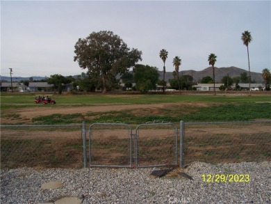 This charming property offers 2 bedrooms, 1 3/4 bath, 992 sqft on Cherry Hills Golf Club in California - for sale on GolfHomes.com, golf home, golf lot