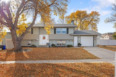 Welcome to this charming four-bedroom, two-bath home in on YMCA Golf Course in South Dakota - for sale on GolfHomes.com, golf home, golf lot