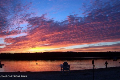 PROPERTY IS UNDER CONTRACT AND ACCEPTING BACK-UP OFFERS ONLY on Lake Naomi Timber Trails Golf Club in Pennsylvania - for sale on GolfHomes.com, golf home, golf lot