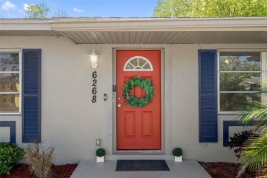 Under contract-accepting backup offers. Welcome to your dream on Oak Hills Country Club in Florida - for sale on GolfHomes.com, golf home, golf lot