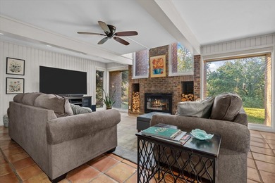 BEAUTIFUL MID-CENTURY HOME LOCATED NEAR THE FAIRWAY IN RAYBURN! on Rayburn Country Club in Texas - for sale on GolfHomes.com, golf home, golf lot