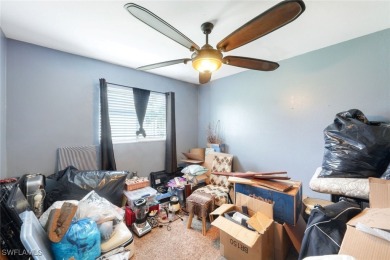 SW Cape Coral Home with room for everyone 4 Bedrooms 2 Full on Palmetto-Pine Country Club in Florida - for sale on GolfHomes.com, golf home, golf lot