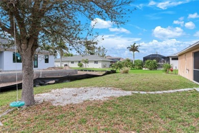SW Cape Coral Home with room for everyone 4 Bedrooms 2 Full on Palmetto-Pine Country Club in Florida - for sale on GolfHomes.com, golf home, golf lot