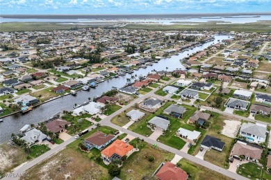 SW Cape Coral Home with room for everyone 4 Bedrooms 2 Full on Palmetto-Pine Country Club in Florida - for sale on GolfHomes.com, golf home, golf lot