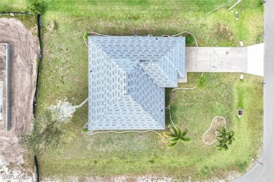 SW Cape Coral Home with room for everyone 4 Bedrooms 2 Full on Palmetto-Pine Country Club in Florida - for sale on GolfHomes.com, golf home, golf lot