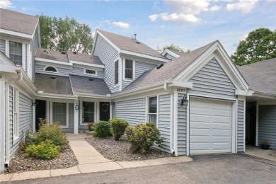 Golf course townhome. Fantastic find in Eden Prairie! 3 Bedrooms on Bent Creek Golf Club in Minnesota - for sale on GolfHomes.com, golf home, golf lot