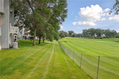 Golf course townhome. Fantastic find in Eden Prairie! 3 Bedrooms on Bent Creek Golf Club in Minnesota - for sale on GolfHomes.com, golf home, golf lot