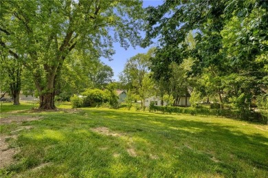 Looking for a better-than-brand-new home? This fully remodeled on National Golf Club of Kansas City in Missouri - for sale on GolfHomes.com, golf home, golf lot