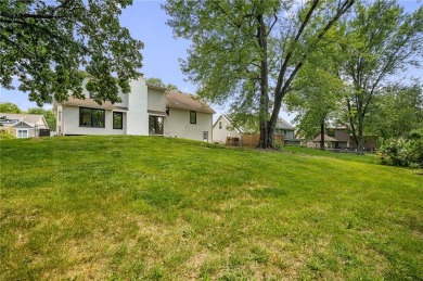 Looking for a better-than-brand-new home? This fully remodeled on National Golf Club of Kansas City in Missouri - for sale on GolfHomes.com, golf home, golf lot