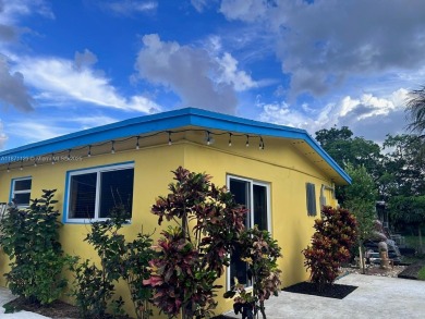 Kitchen, bathroom, floors & ceilings have been tastefully on Fort Lauderdale Country Club in Florida - for sale on GolfHomes.com, golf home, golf lot