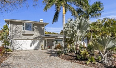 One or more photo(s) has been virtually staged. Discover this on Pasadena Yacht and Country Club in Florida - for sale on GolfHomes.com, golf home, golf lot