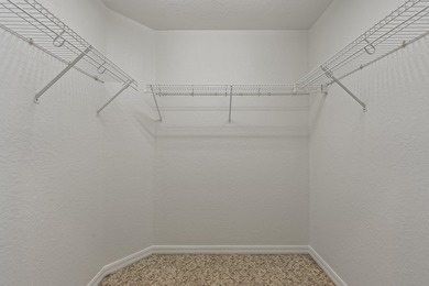 *MOTIVATED SELLER* Live the Florida lifestyle in this inviting on Hobe Sound Golf Club in Florida - for sale on GolfHomes.com, golf home, golf lot