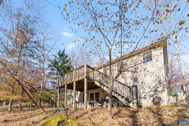 Main-Level Living Near Beach 3 at Lake Monticello! Enjoy easy on Lake Monticello Golf Course in Virginia - for sale on GolfHomes.com, golf home, golf lot