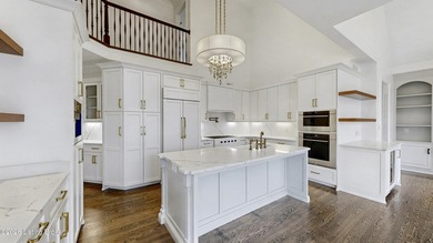 Highly sought after Lake Forest custom built home. 5 bedrooms, 5 on Lake Forest Country Club in Kentucky - for sale on GolfHomes.com, golf home, golf lot