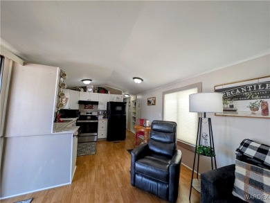 Spacious 1 bedroom 1 bath home. Newly renovated with new paint on Riverview Golf Course in Arizona - for sale on GolfHomes.com, golf home, golf lot