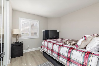 Welcome home to effortless, single-level living in the heart of on Sun Lakes Country Club in California - for sale on GolfHomes.com, golf home, golf lot