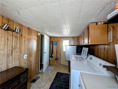 Spacious 1 bedroom 1 bath home. Newly renovated with new paint on Riverview Golf Course in Arizona - for sale on GolfHomes.com, golf home, golf lot