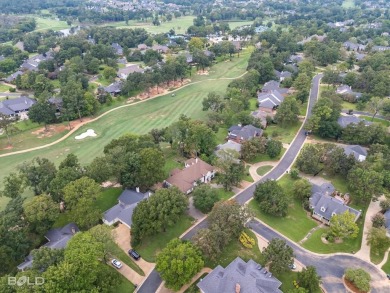 Freshly painted brick 4 BR 3.5 Bath home featuring Stunning on Southern Trace Country Club in Louisiana - for sale on GolfHomes.com, golf home, golf lot