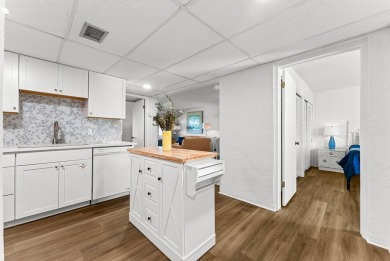 INVESTOR'S DREAM!!! 

Newly Remodeled (over $35k), one of the on Signal Hill Golf Course, Inc. in Florida - for sale on GolfHomes.com, golf home, golf lot