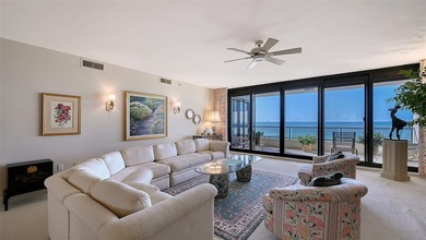 Island paradise behind the gates of the Longboat Key Club Island on Links on Longboat Golf Club in Florida - for sale on GolfHomes.com, golf home, golf lot