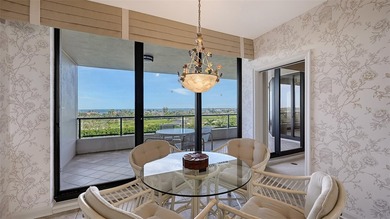 Under contract-accepting backup offers. Island paradise behind on Links on Longboat Golf Club in Florida - for sale on GolfHomes.com, golf home, golf lot