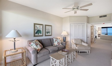 Under contract-accepting backup offers. Island paradise behind on Links on Longboat Golf Club in Florida - for sale on GolfHomes.com, golf home, golf lot