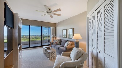 Under contract-accepting backup offers. Island paradise behind on Links on Longboat Golf Club in Florida - for sale on GolfHomes.com, golf home, golf lot