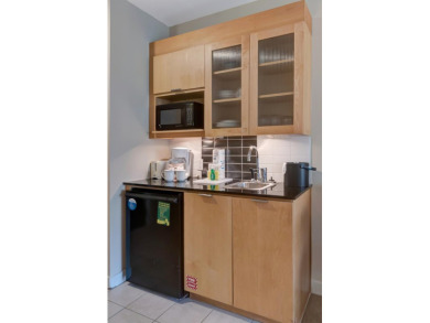 Discover the ideal blend of comfort and convenience with this on Sandestin Golf and Beach Resort - Raven in Florida - for sale on GolfHomes.com, golf home, golf lot