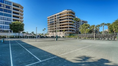 Under contract-accepting backup offers. Island paradise behind on Links on Longboat Golf Club in Florida - for sale on GolfHomes.com, golf home, golf lot