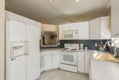 Motivated Sellers will credit $2000 concession towards Closing on The Links Golf Course in Florida - for sale on GolfHomes.com, golf home, golf lot