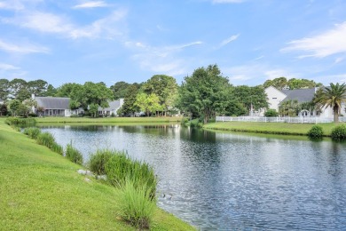 Welcome to this beautifully appointed 5-bedroom, 3.5-bathroom on Charleston National Golf Club in South Carolina - for sale on GolfHomes.com, golf home, golf lot