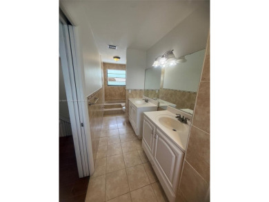 Well located 2 story townhome. Best option if you want to invest on Jim McLean Signature Course in Florida - for sale on GolfHomes.com, golf home, golf lot
