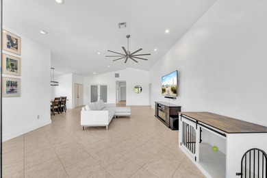 Welcome to 10255 Sunset Bend Drive, Boca Raton, FL 33428 -- on Boca Woods Country Club in Florida - for sale on GolfHomes.com, golf home, golf lot