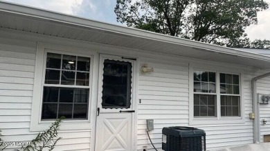One of a kind! Renovated 2 bedroom 1 bath, new cabinets on Leisure Village East in New Jersey - for sale on GolfHomes.com, golf home, golf lot