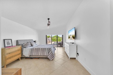 Welcome to 10255 Sunset Bend Drive, Boca Raton, FL 33428 -- on Boca Woods Country Club in Florida - for sale on GolfHomes.com, golf home, golf lot