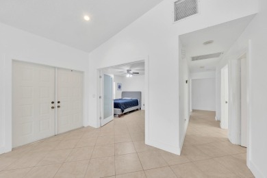 Welcome to 10255 Sunset Bend Drive, Boca Raton, FL 33428 -- on Boca Woods Country Club in Florida - for sale on GolfHomes.com, golf home, golf lot